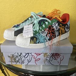 Adidas SST AEC Super Earth SW