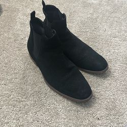 Black Chelsea Boots
