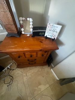 Night stand matches cal king bed