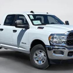 2024 ram 3500 left and right head headlight