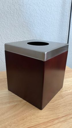 Tissue paper cover