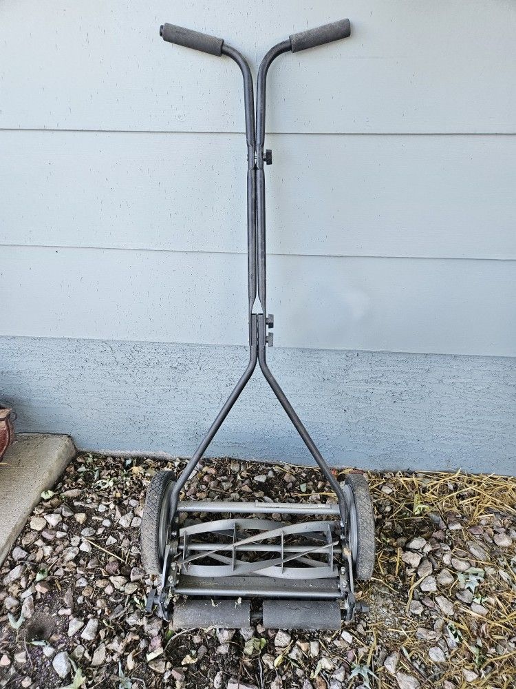 Manual Push Mower