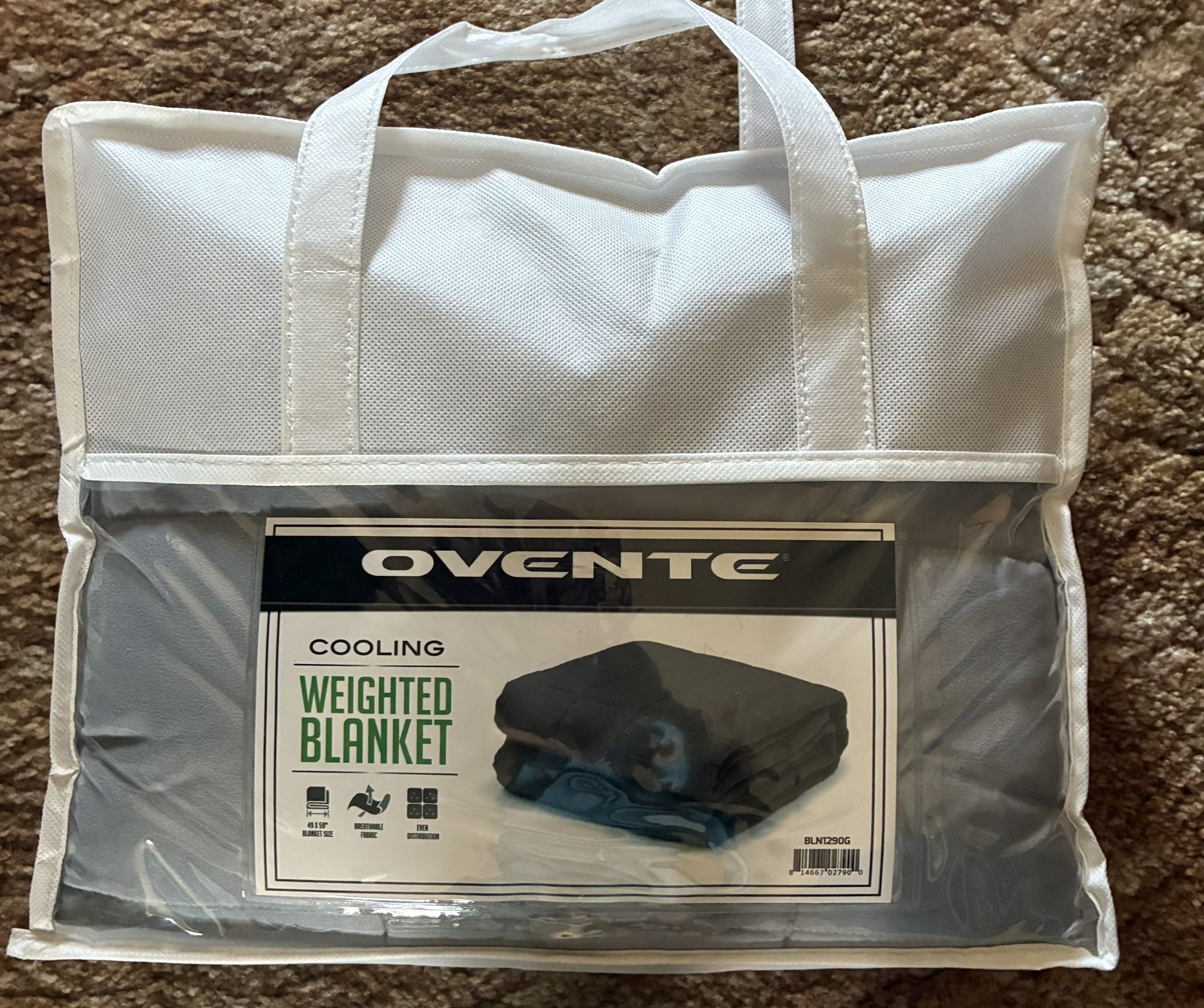 Weighted cooling blanket