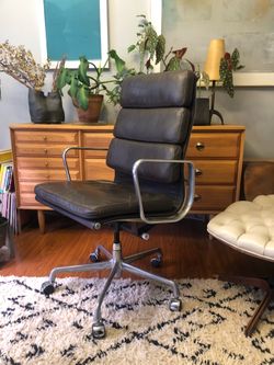 Vintage Authentic Eames Soft Pad Executive Chair, Herman Miller