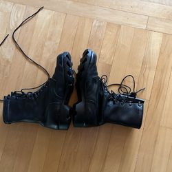 Combat Boots Black 71/2 W Good Condition 
