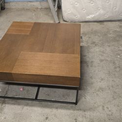 Table coffee table