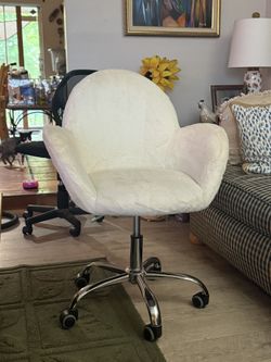 Fluffy White Office Chair