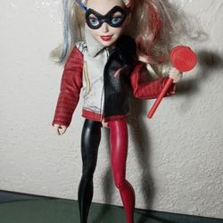 DC Super Hero Girls Harley Quinn Figure Doll