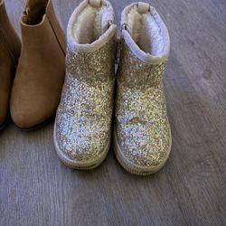 Toddler Boots, 4 Pairs 