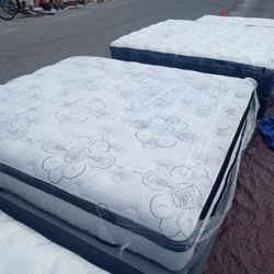 King Size Mattress Only $299.99 Delivery Available 