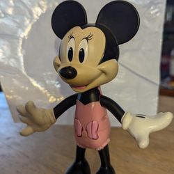 Disney Minnie Mouse
