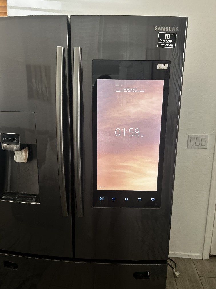 (NOT WORKING) Refrigerator
