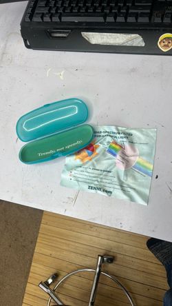 Eyeglasses case