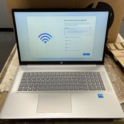 Hp Laptop 17” (348)