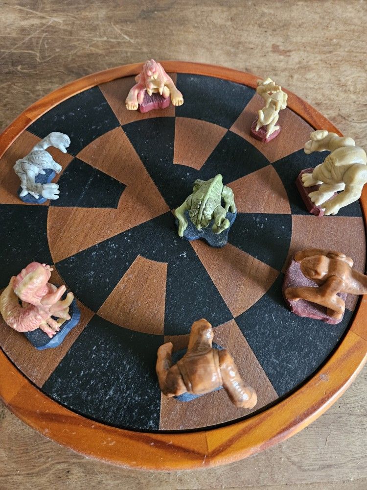 Star Wars Collectible (Dejark Board Game & Checkers)