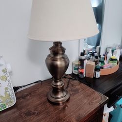 Lamp Color White ,bronze 
