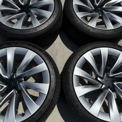 Tesla Model Y Rims 20