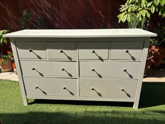IKEA Hemnes 8 Drawer White Dresser