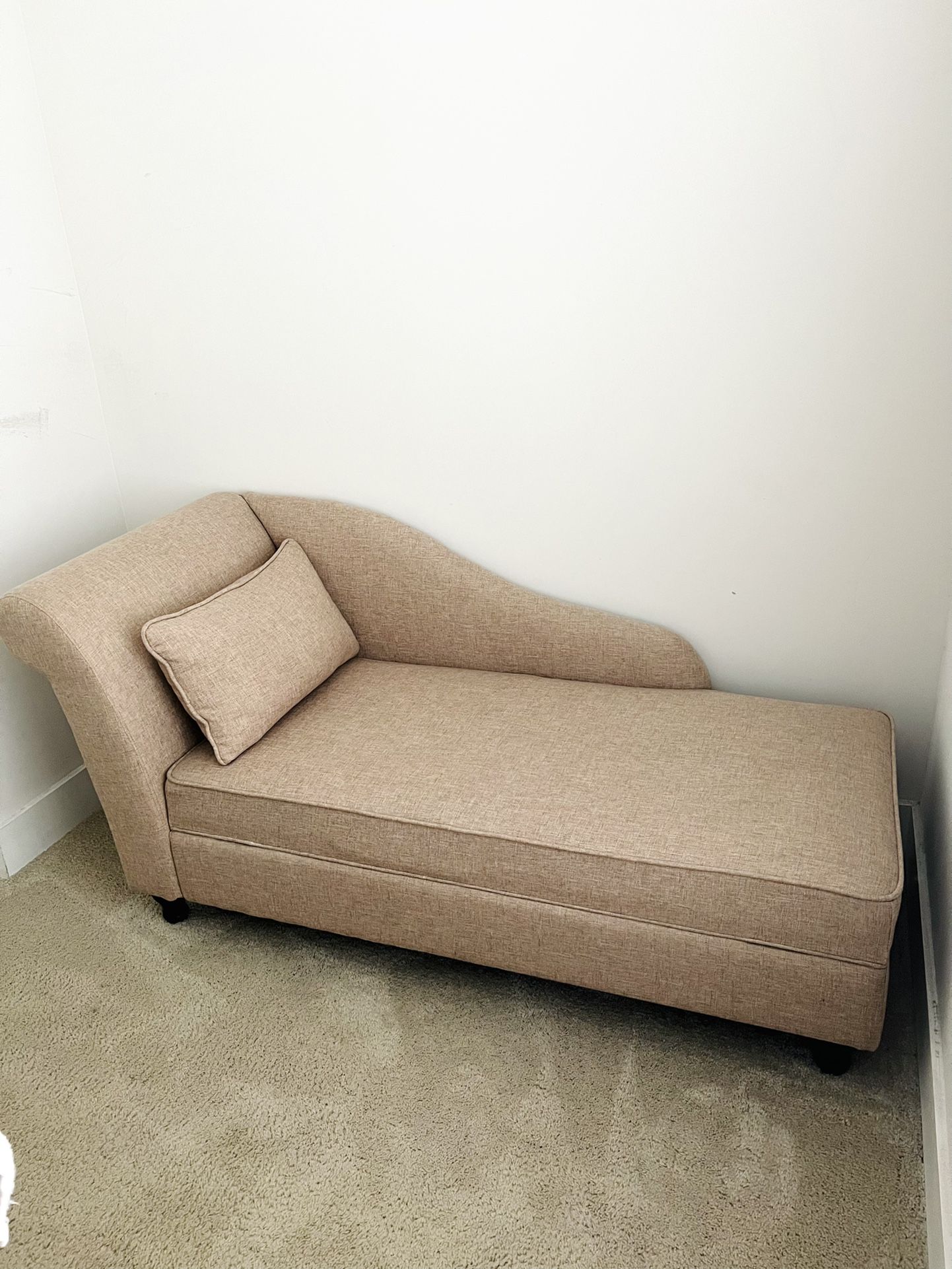 Taupe beige Chaise 