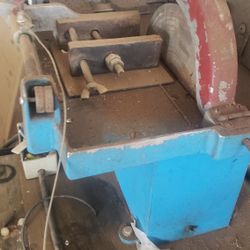   10 inch gravity fed rock saw $400