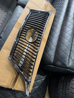 2010 2011 Lexus RX350 front Oem style chrome grill brand new