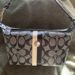 Coach Vintage Shoulder Bag 