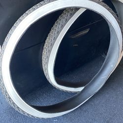 2  cruiser tires