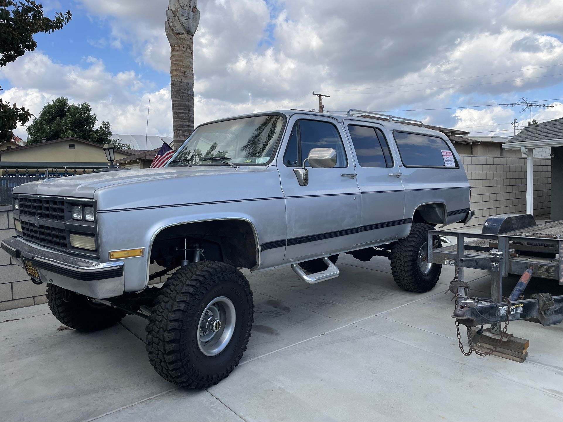 1989 Chevy V1500 Suburban 4x4
