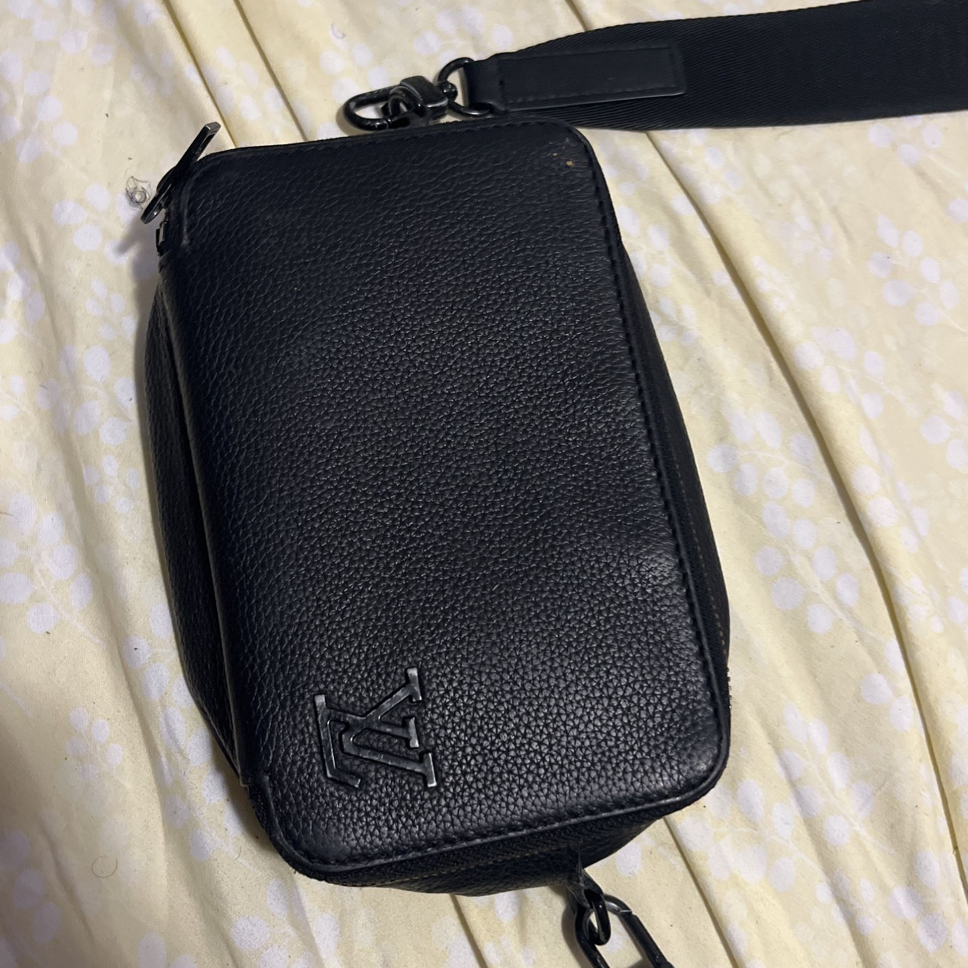 Louis Vuitton | Calfskin Plain Crossbody Bag Small Shoulder Bag Logo
