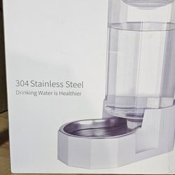 Automatic Pet Water Dispenser with Stainless Steel Bowl, Gravity Waterer, Angular Water Feeder.  White, 6L