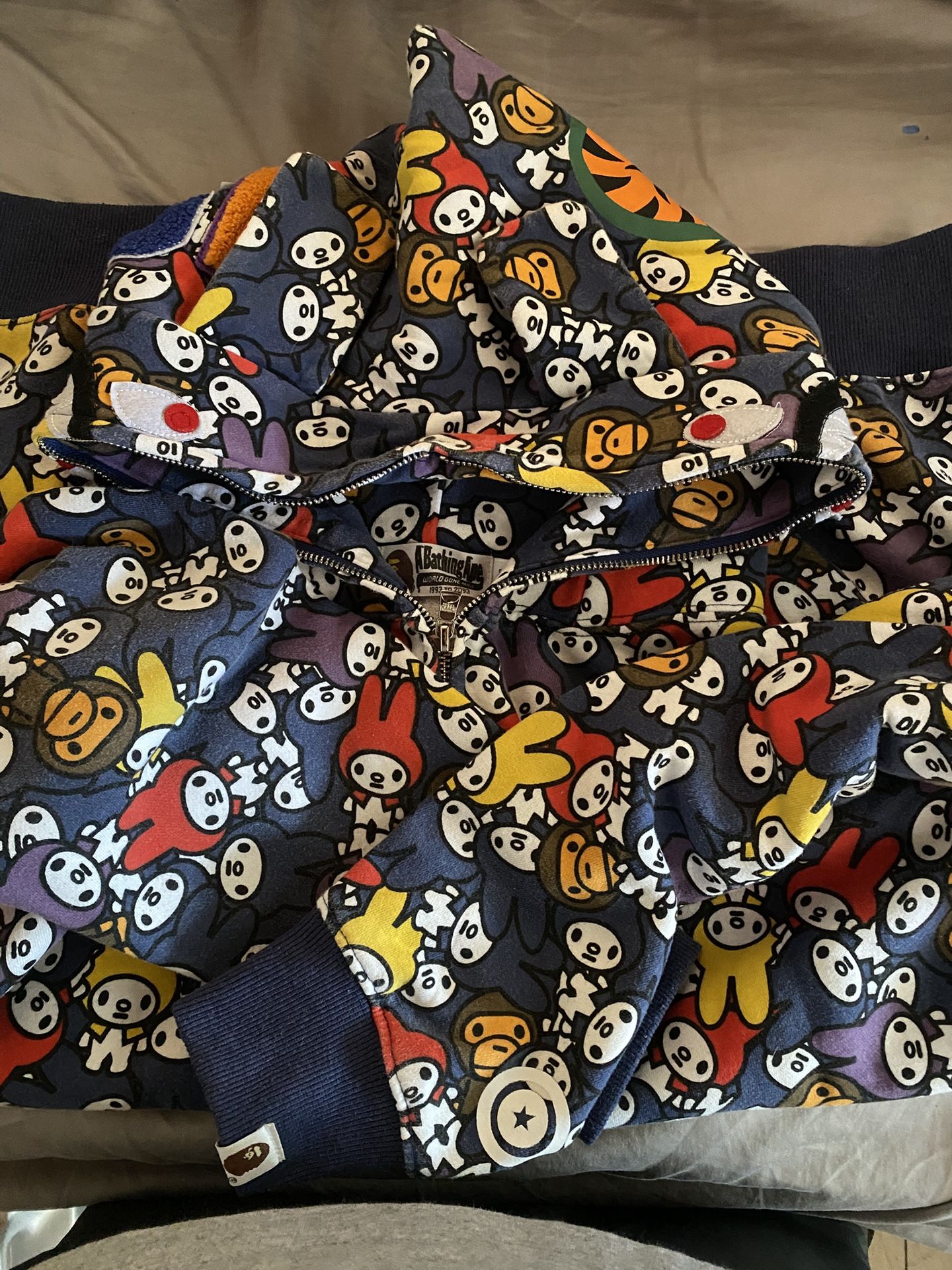 bape hoodie