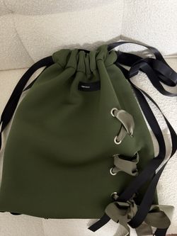 Multi-Functional Convertible Bag – Backpack / Shoulder Bag / Tote Green