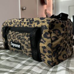 Supreme leopard duffle bag sale