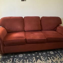 Thomas Ville Couch