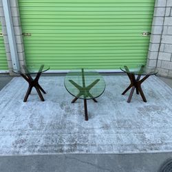 *Free Delivery* Vintage Style Rooms To Go Coffee Table Side Table Set