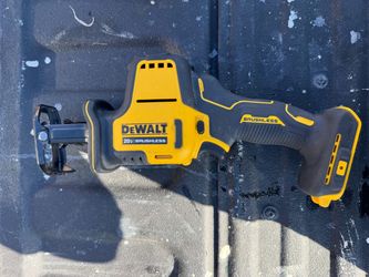 DEWALT 20V MAX Brushless Compact Reciprocating Saw