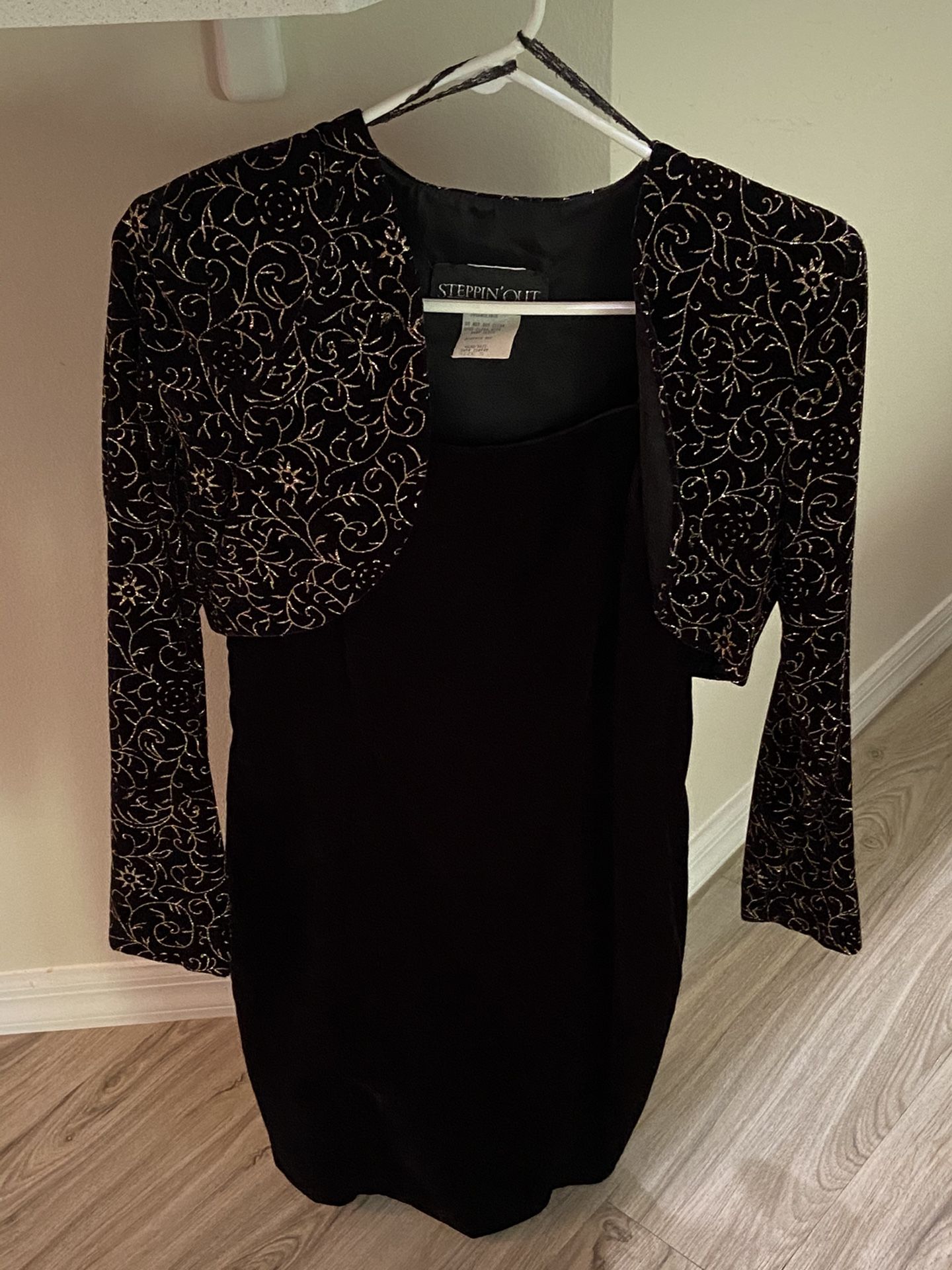 Dresses - Vintage PRICE REDUCTION