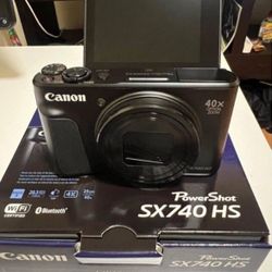 Canon PowerShot SX740HS - Black