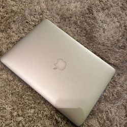 Macbook Air