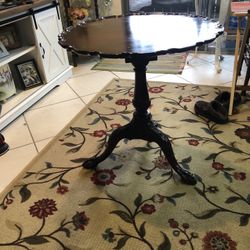 Antique Round Table