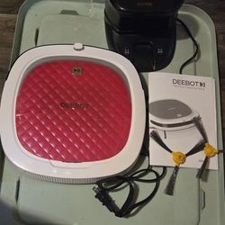 Deebot  3  ROBOT VACUUM 