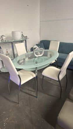 Set de comedor de 4 plazas nuevo