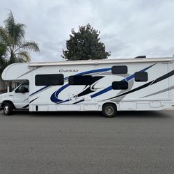 2022 Thor Chateau Motorhome 