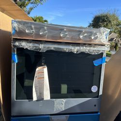 Whirlpool Electric Range With Air Fryer And WiFi