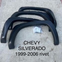 Chevy SILVERADO 1999-2006 Fender Flares 