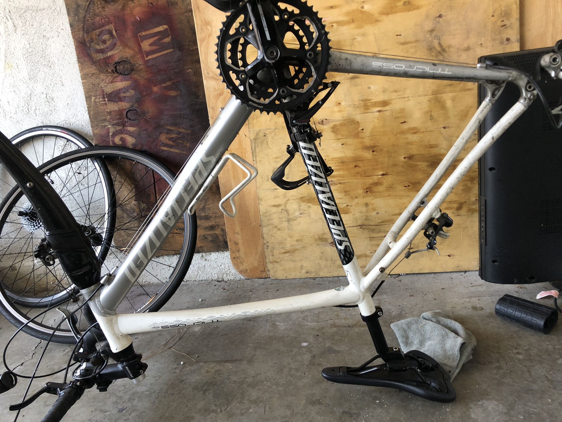 Specialized Road Bike FOR PARTS