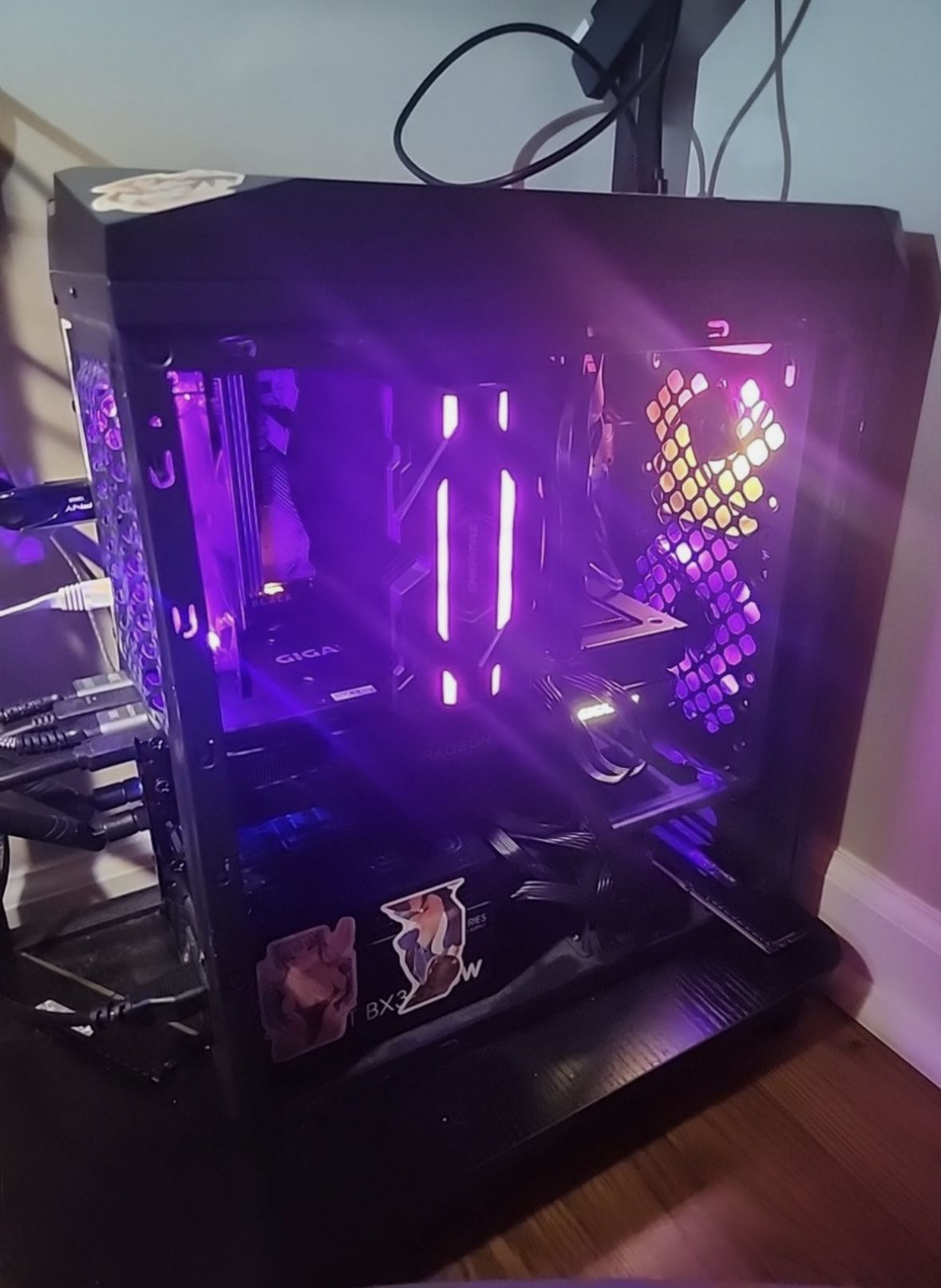 Ryzen 7 5800x, Raedon 7600xt 16gb Vram, 1tb Ssd, 64 Gb Ram, 850w, Windows 11