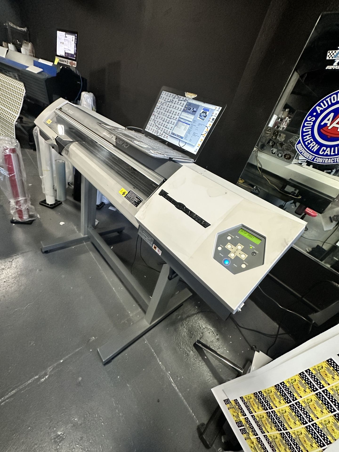 Roland Printer VP300 / 30” Wide Format Solvent Printer