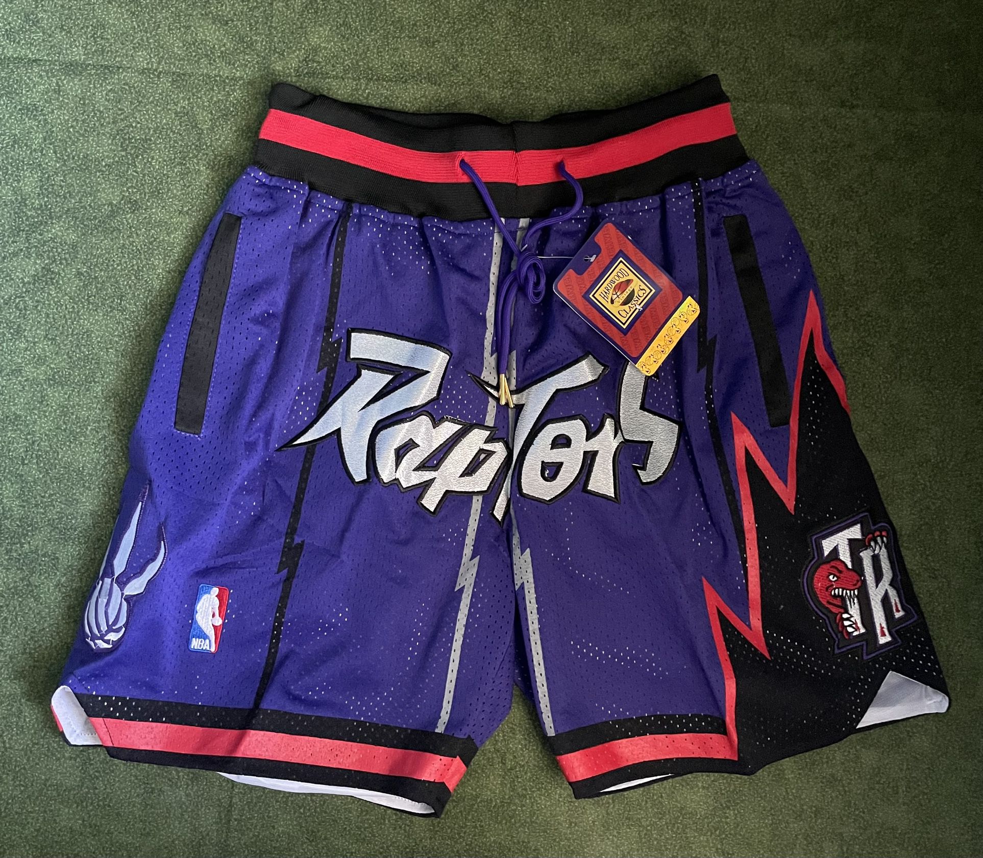 TORONTO RAPTORS JUST DON NBA BASKETBALL SHORTS BRAND NEW WITH TAGS SIZE LARGE 
