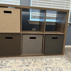 6-Cube Organizational Shelf